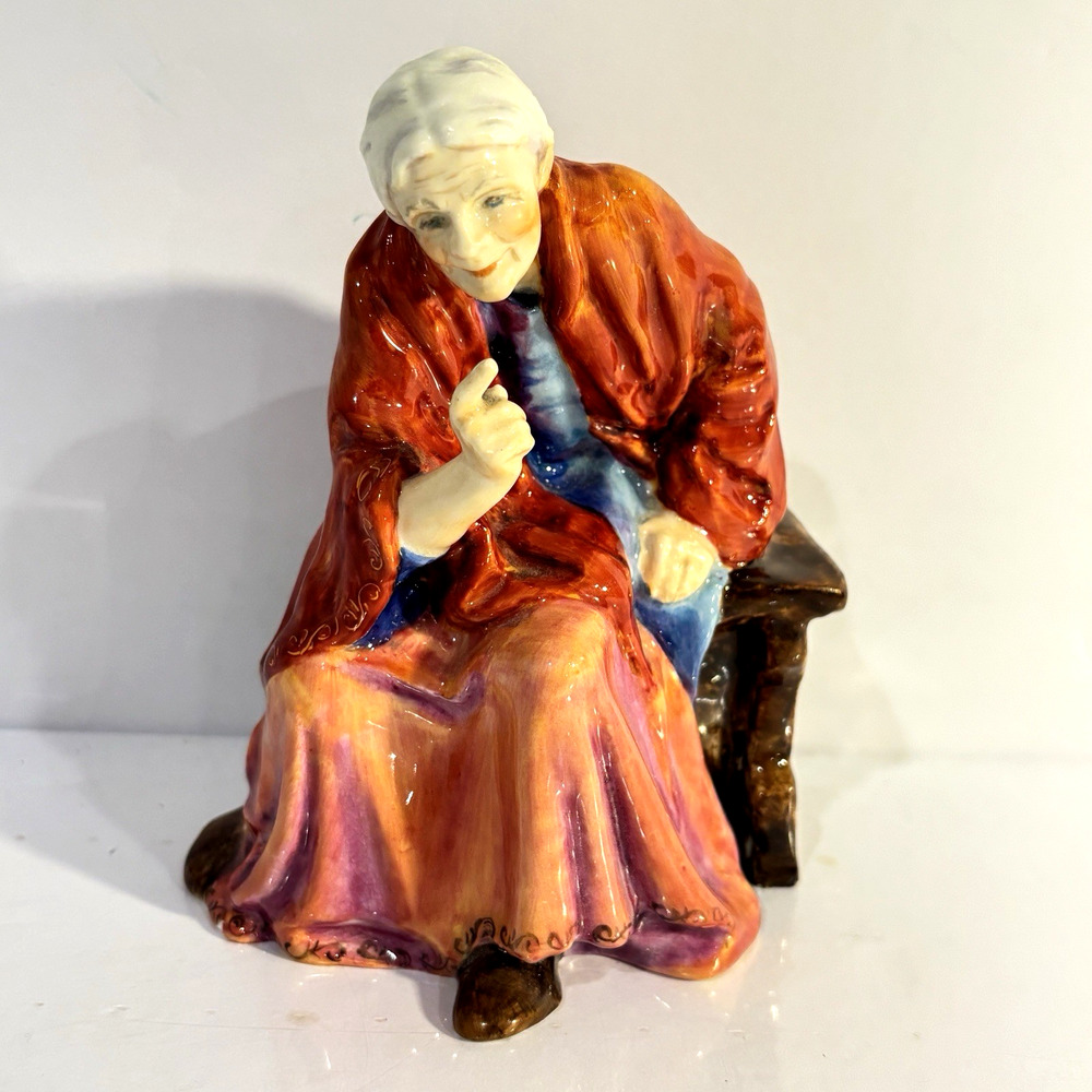 Royal Worcester The Fortune Teller Freda Doughty 2924 Figurine Vintage England